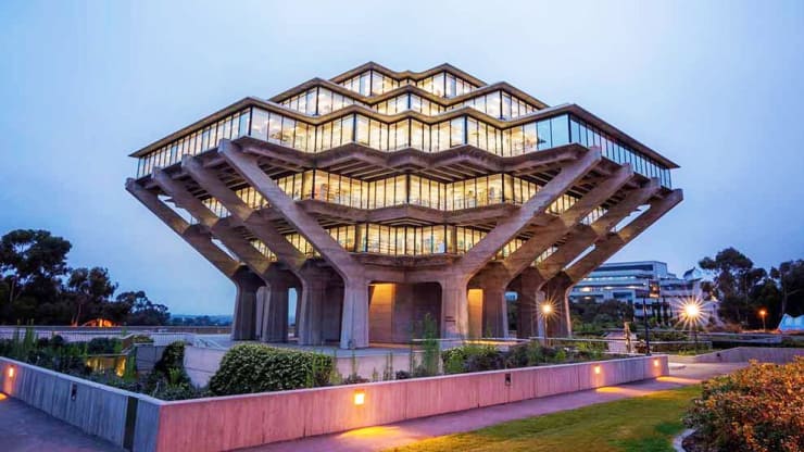 University of California-San Diego, Geisel Library